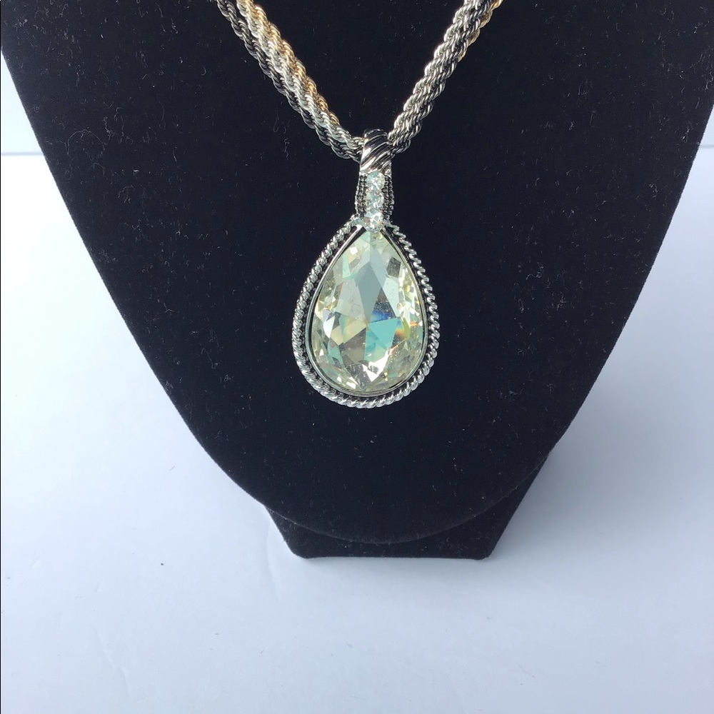 Necklace - Picture 3 of 3